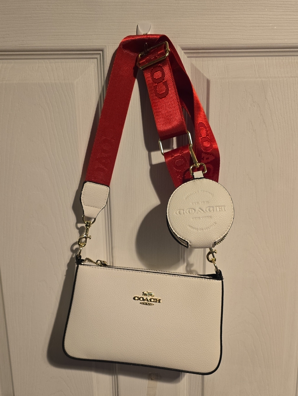 Coach White Pebbled Leather Crossbody with Red Adjustable Strap and Coin Pouch